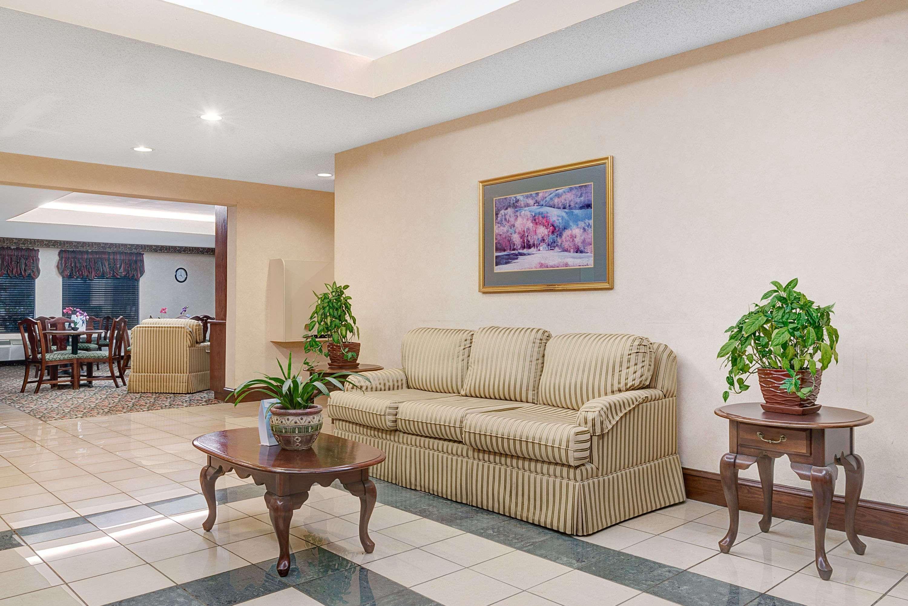 Days Inn By Wyndham Burlington East Haw River Ngoại thất bức ảnh