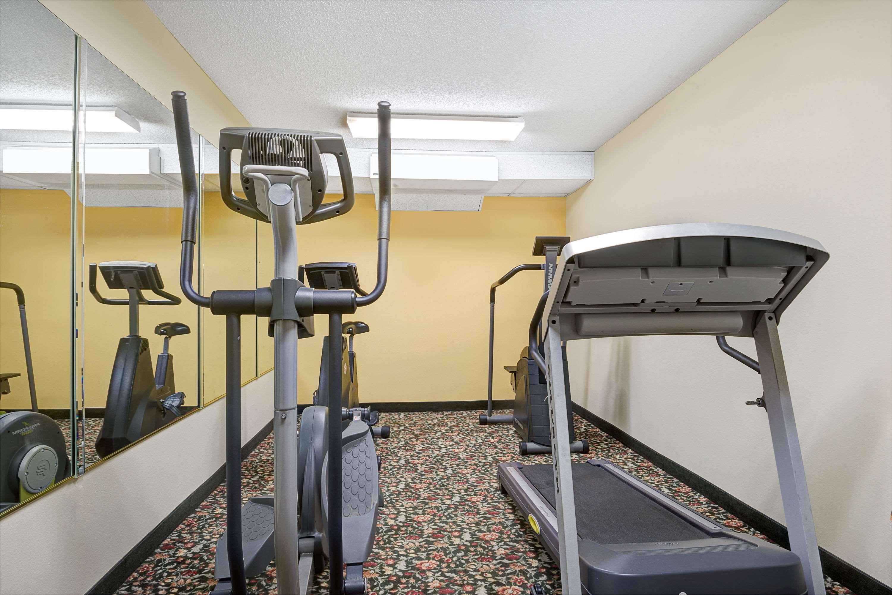 Days Inn By Wyndham Burlington East Haw River Ngoại thất bức ảnh