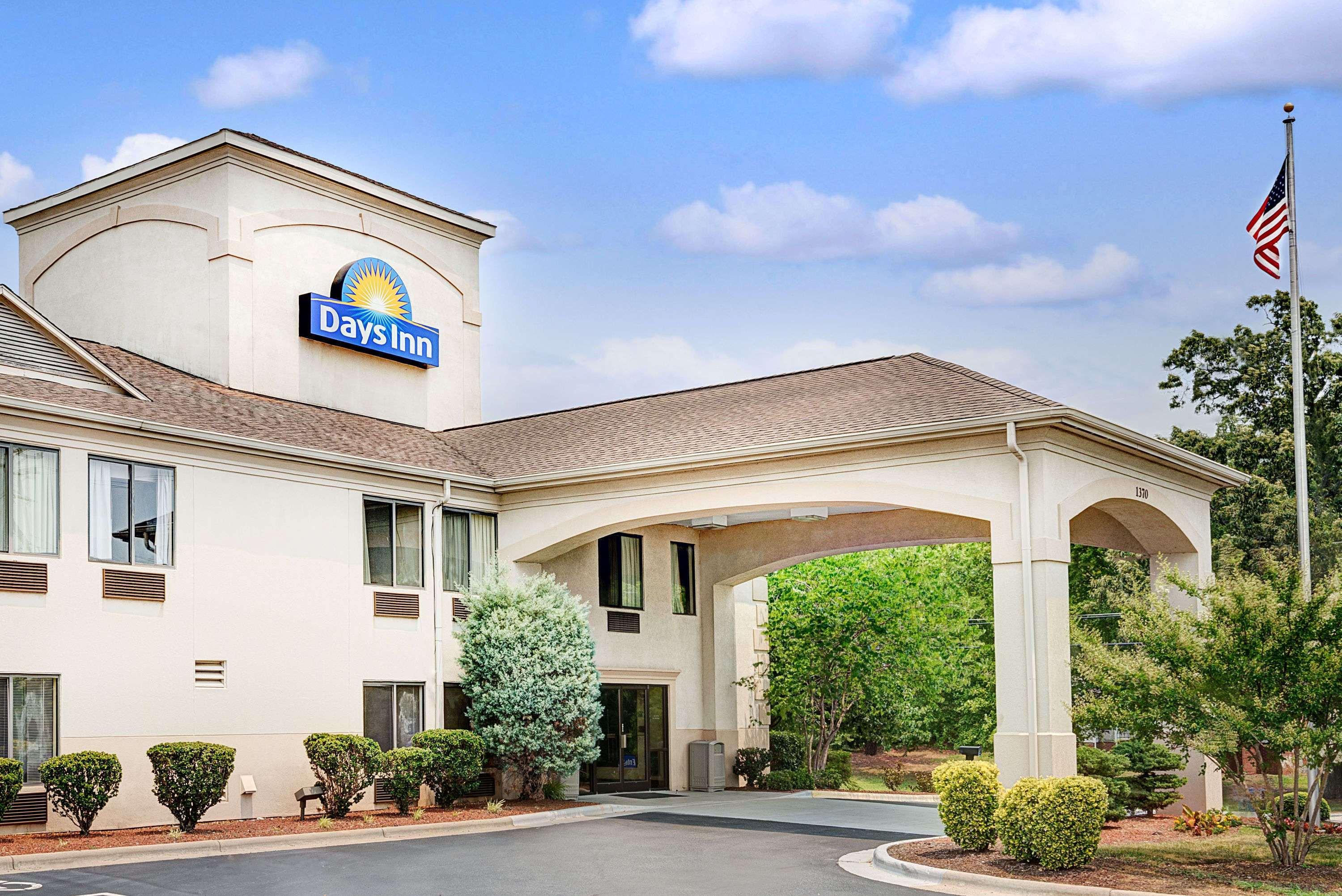 Days Inn By Wyndham Burlington East Haw River Ngoại thất bức ảnh