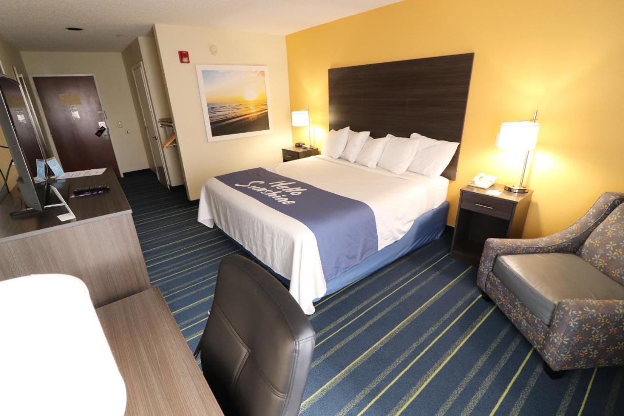 Days Inn By Wyndham Burlington East Haw River Ngoại thất bức ảnh